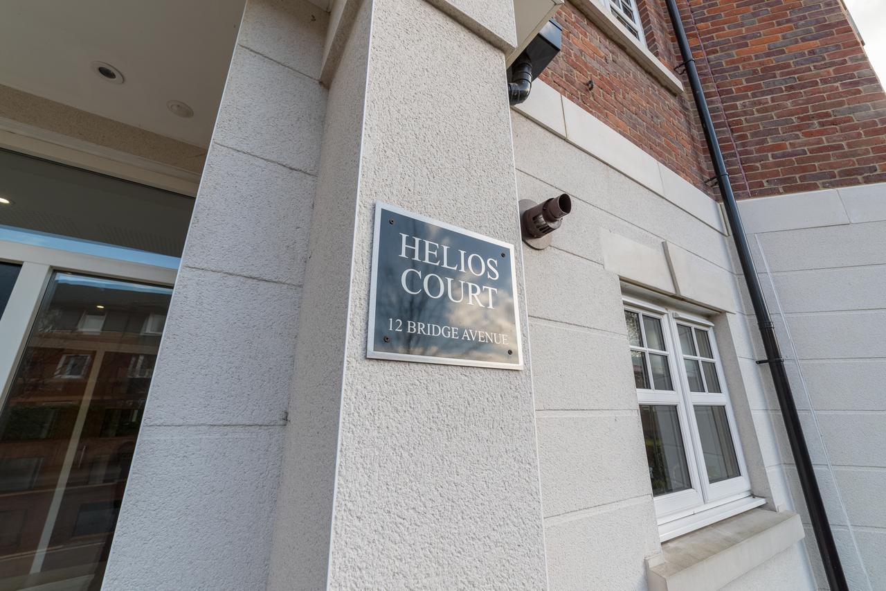 Helios Court Penthouse Serviced Apartment By Ferndale 메이든헤드 외부 사진