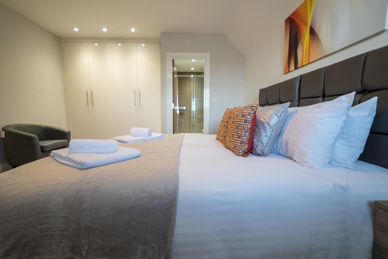 Helios Court Penthouse Serviced Apartment By Ferndale 메이든헤드 외부 사진